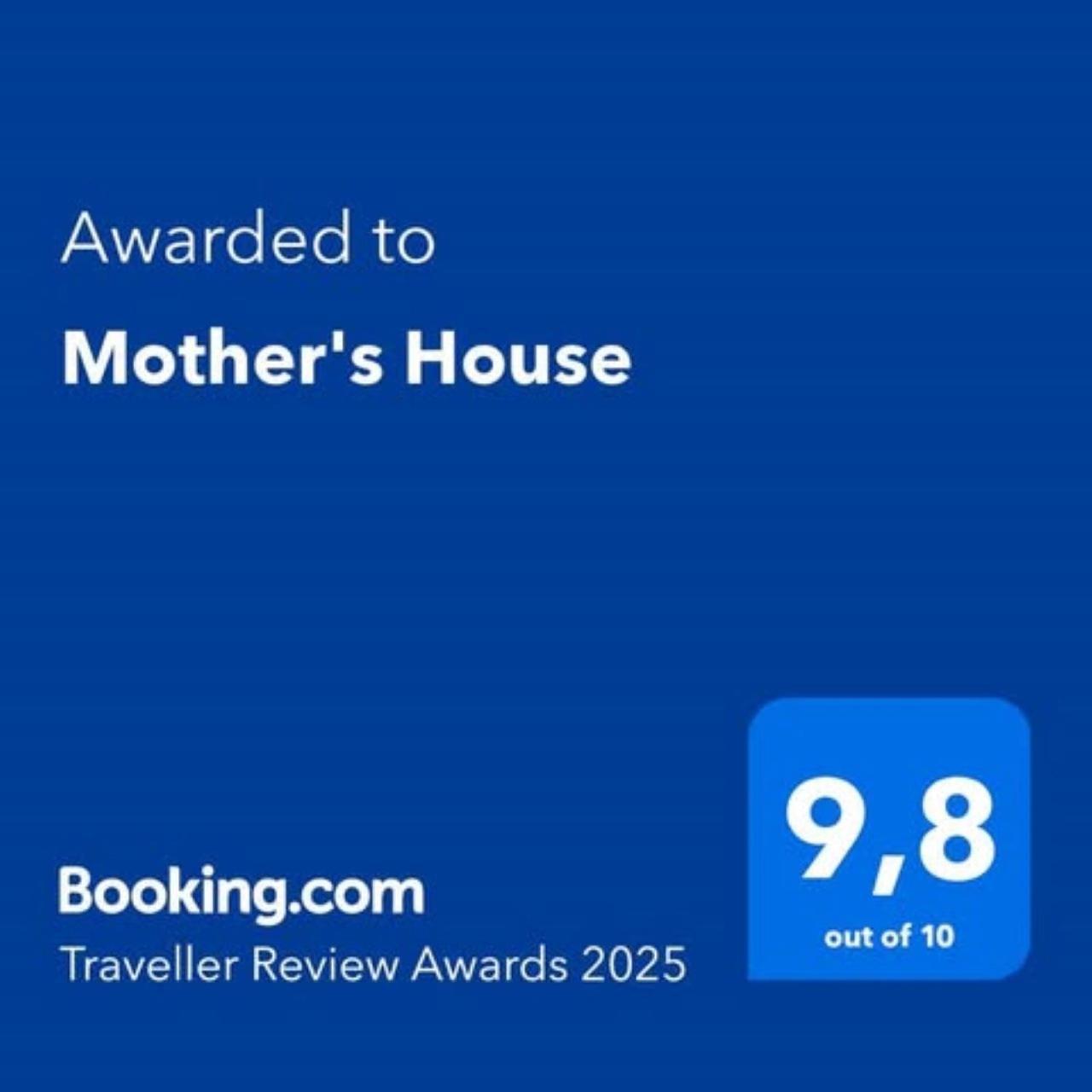 Mother'S House Athene Buitenkant foto
