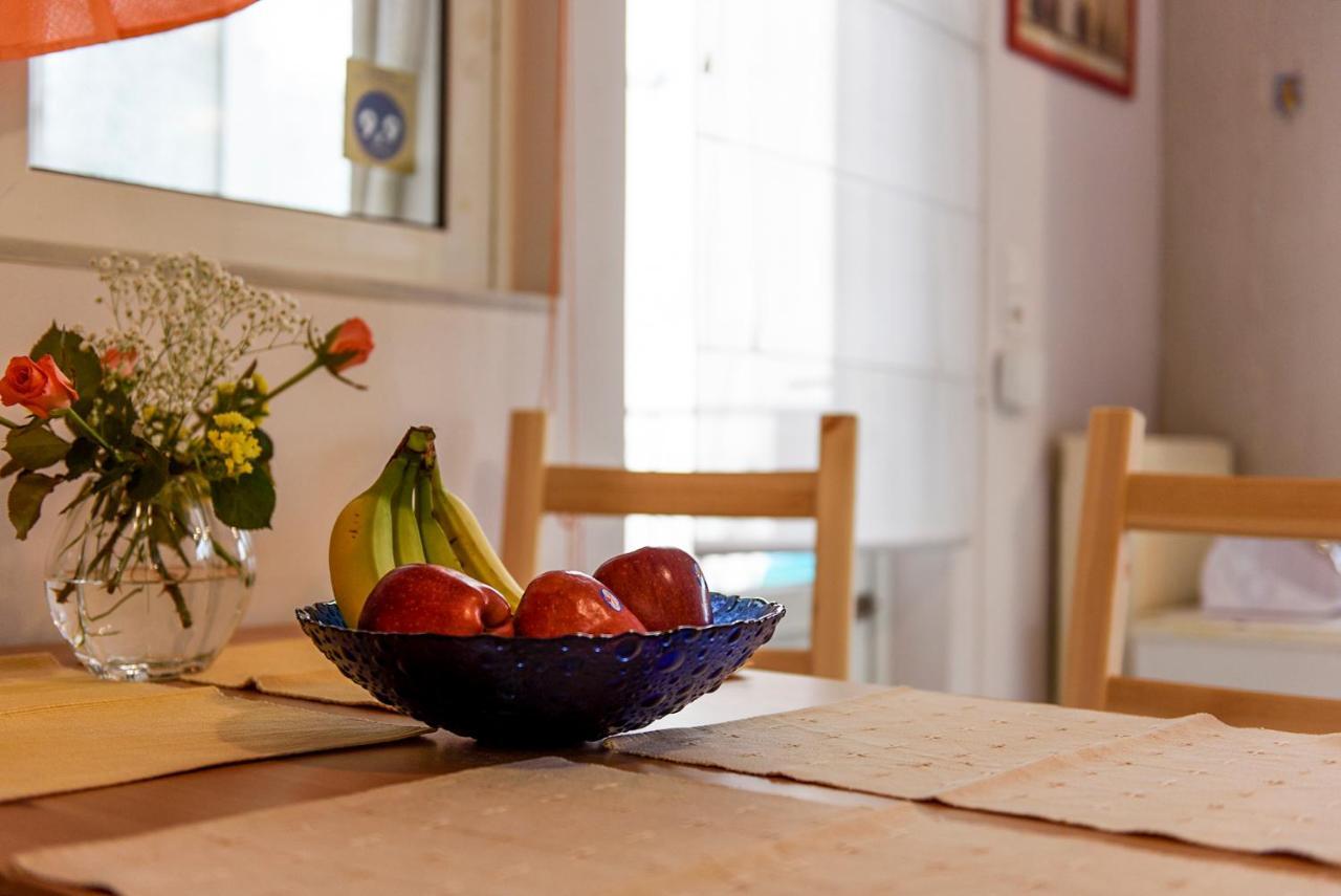 Mother'S House Athene Buitenkant foto